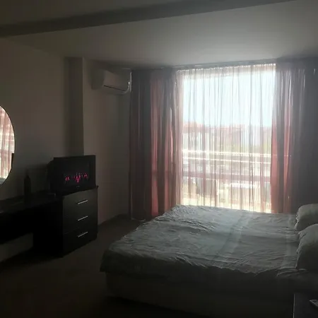 Студио Екатерина Apartment Burgas City